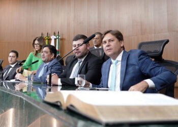 Reajuste salarial dos servidores avança na Alego