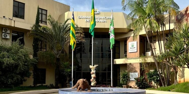 Virou moda: Câmara de Goiânia também vai criar novos cargos